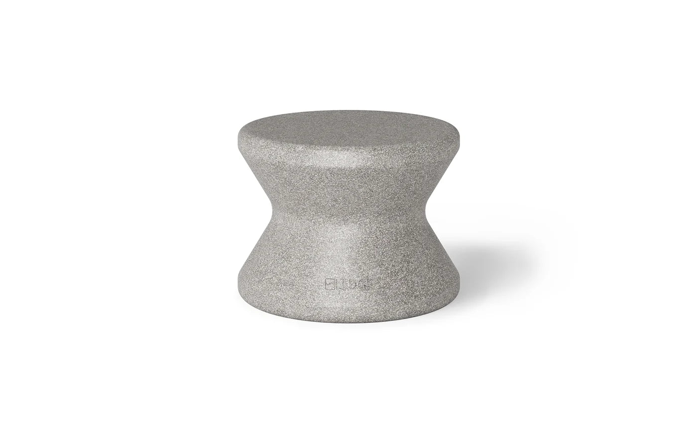 tandard Side Table